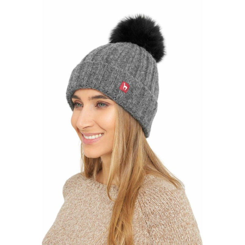 Alpaka Mütze BIANCA mit Bommel aus Baby Alpaka und Woll-Mix